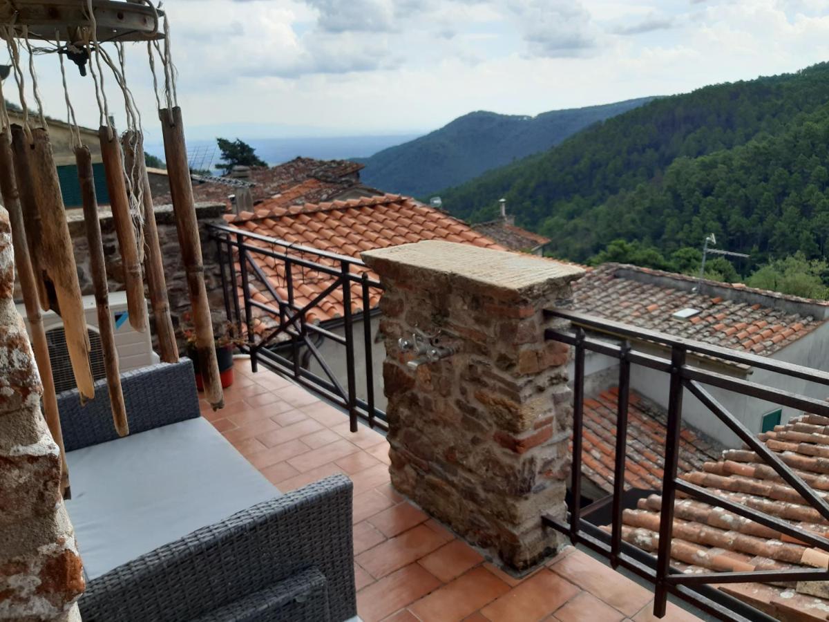 Attic With Balcony At Locanda Del Capo Capannori Luaran gambar
