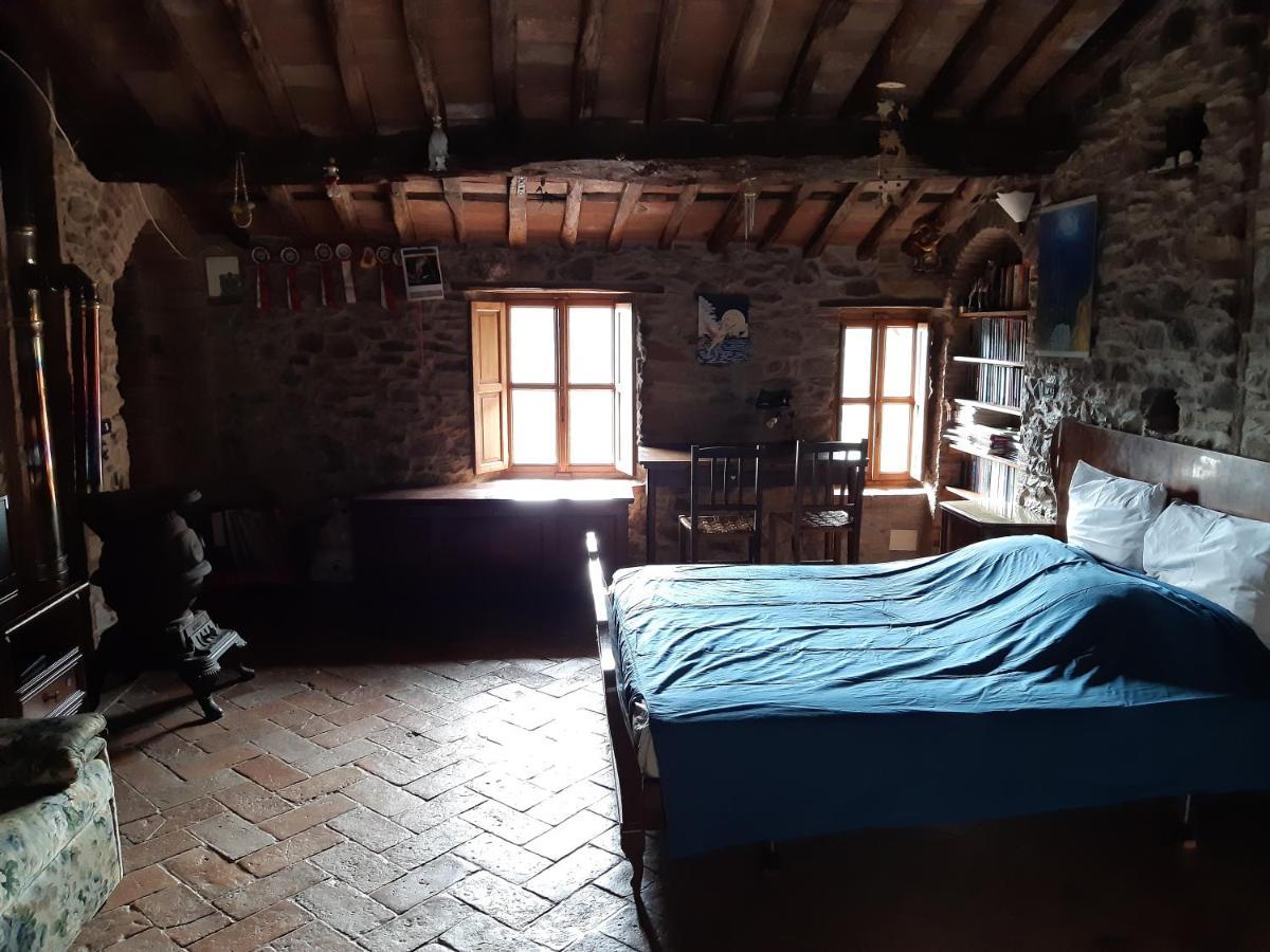 Attic With Balcony At Locanda Del Capo Capannori Luaran gambar